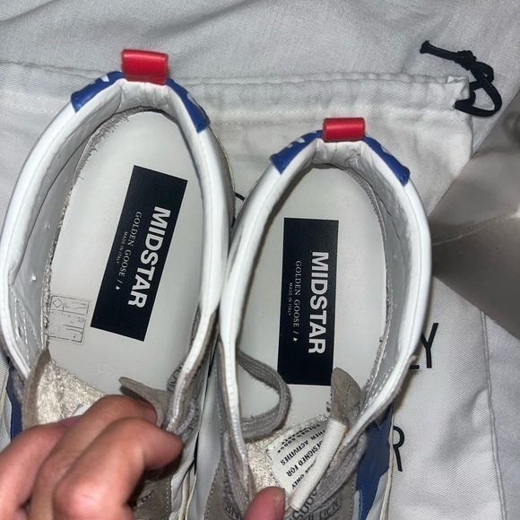 Golden Goose Mid Star in white leather with blue star and dove gray inserts! - Picture 3 of 9